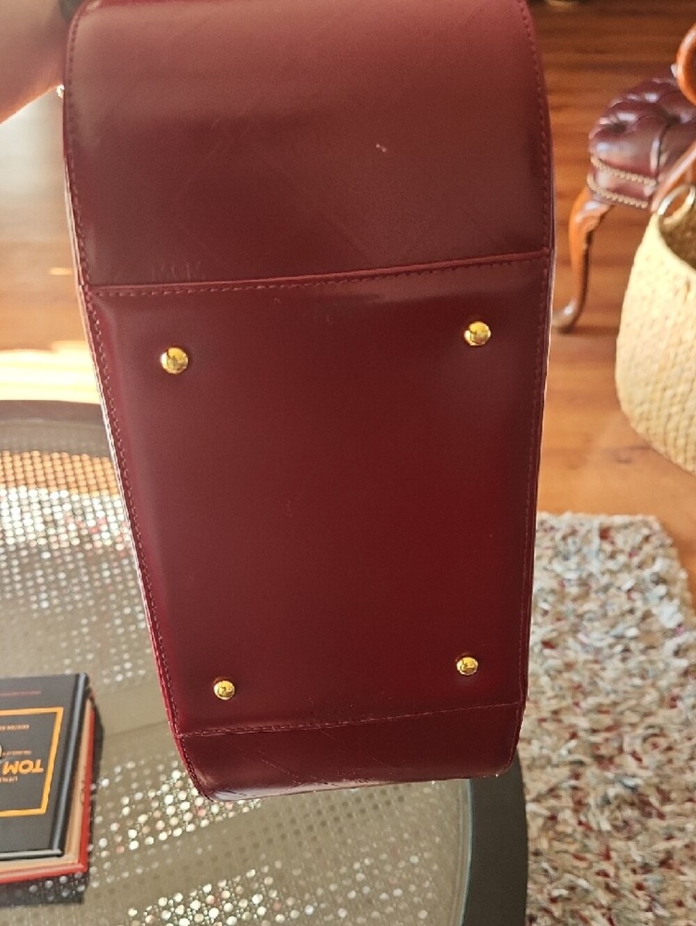 MCM Rare Red Shoulder Bag with Gold Accent - Picture 6 of 9